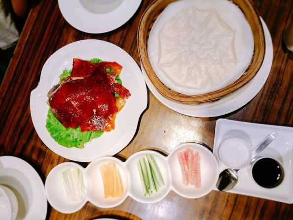 探秘香港的顶级北京烤鸭餐厅
